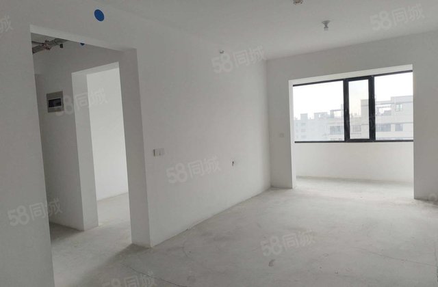 新房未住  实验 文轩月季公园的九州康城 走一手随时可以看房