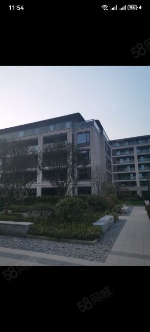 九岭春风3室2厅2卫126㎡南88万