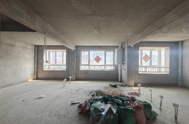 中高凤凰城3室2厅102.34㎡39.8万二手房图片