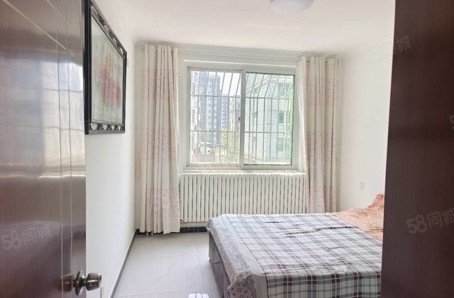 嘉明新城邦 南北通透  精装修 边户三室总价低