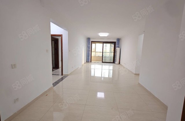 出售    开发区东昌东人车分流 星光和园四室两卫带车储