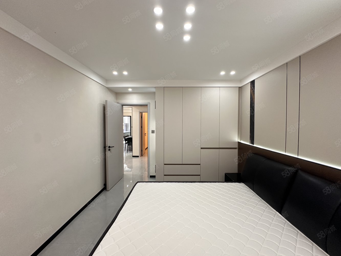 幸福小区3室2厅1卫122㎡南北49万