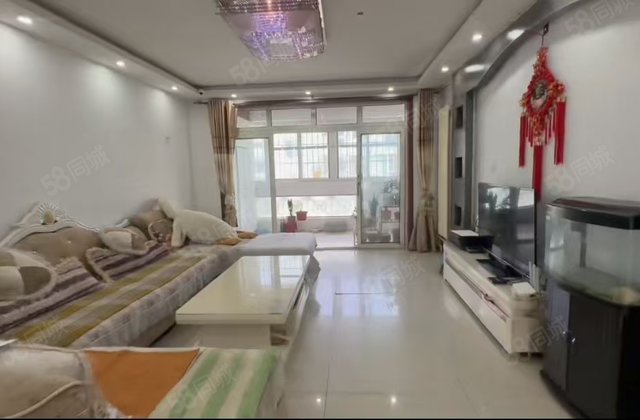 香江鸿顺花园3居88.9万免大税   阳光       位