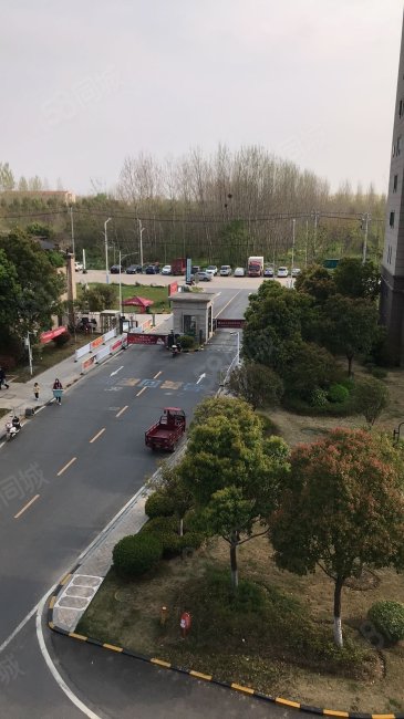 碧桂园天玺3室2厅2卫121.7㎡南北68.8万