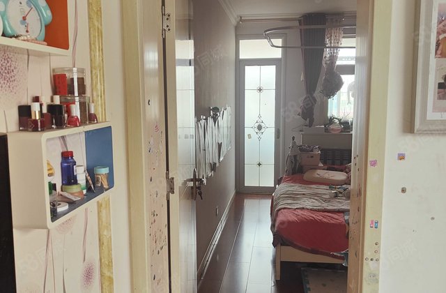 3室2厅2卫房东直卖送地下室送车位全款优惠  交通便利