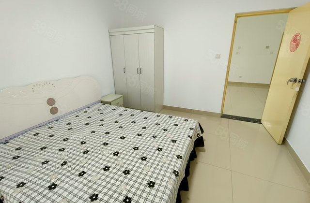 70多万买三室边户 二中文苑附近送储藏室 陈口小区