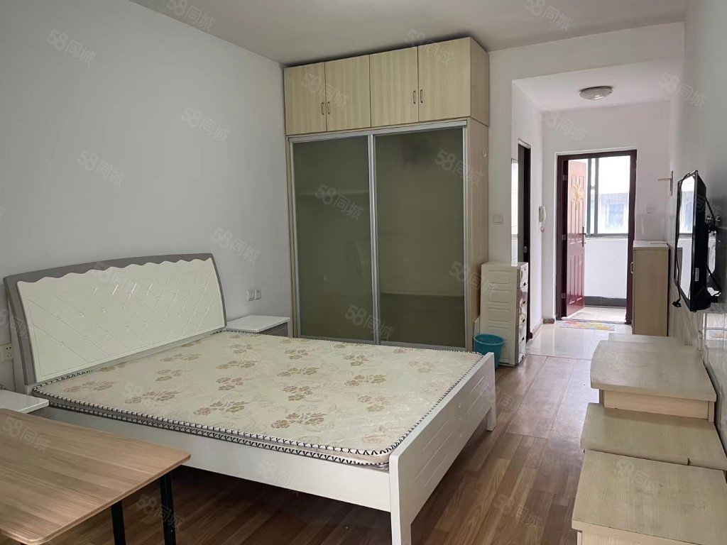 长河蓝堡国际1室0厅1卫37.8㎡南31.8万