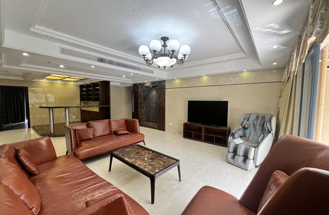 水岸阳光4室2厅182㎡230万二手房图片