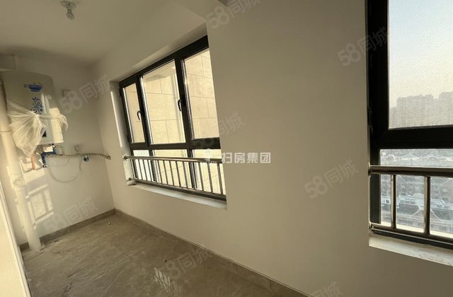 房东急售 徒骇河观景房 三叶草全明户型  楼层 赠送车储