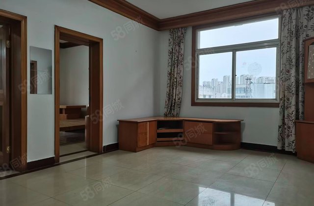 东南花园3室1厅86.85㎡60万二手房图片