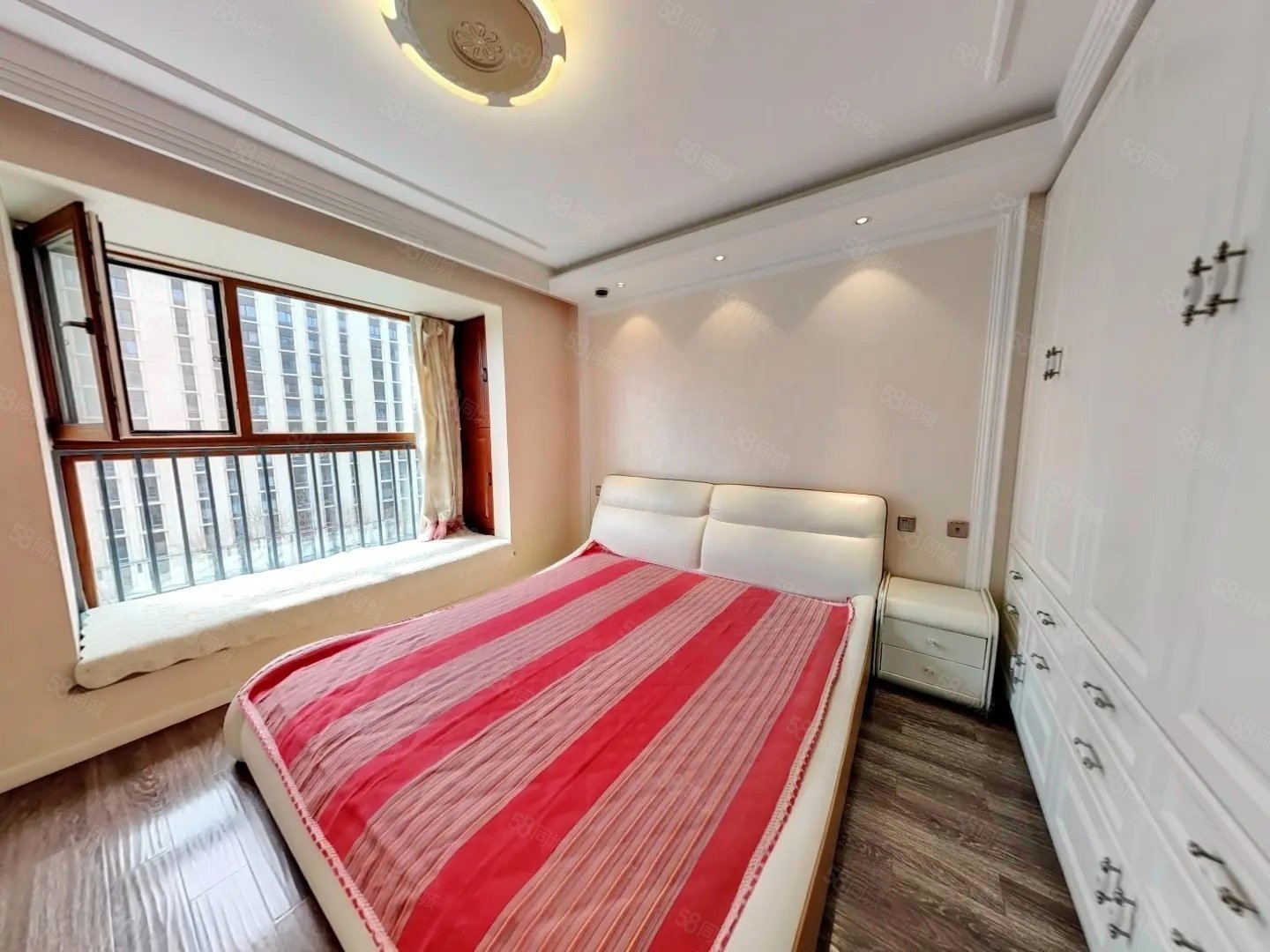 金域東郡3室2廳2衛(wèi)90.47㎡南北480萬