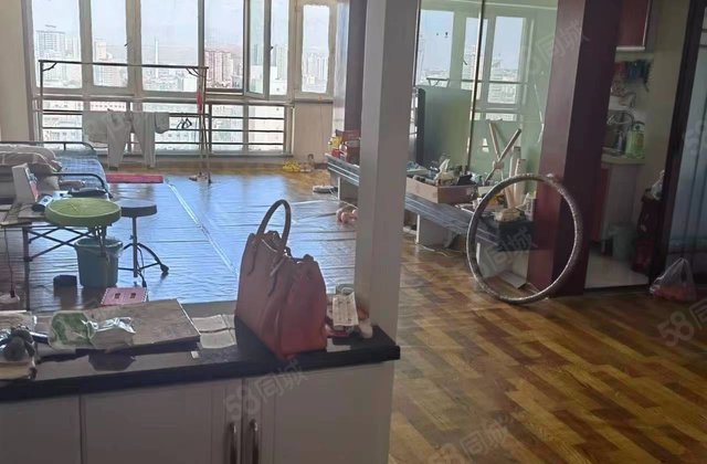 光华大厦3室1厅118.12㎡178万二手房图片