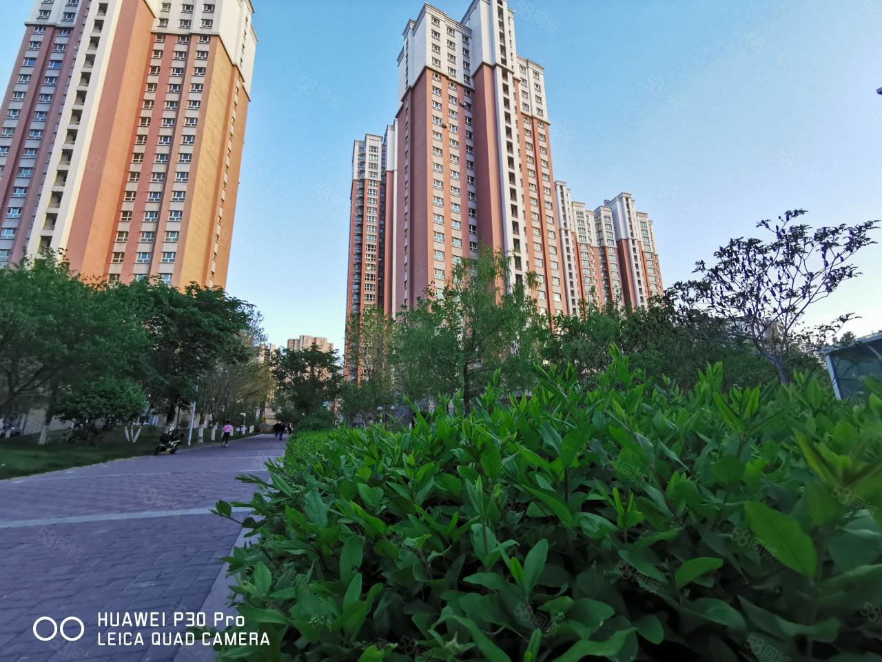 正在盖 ,三叶草户型环境优美,物业很好,华源博雅馨园-乌鲁木齐58同城