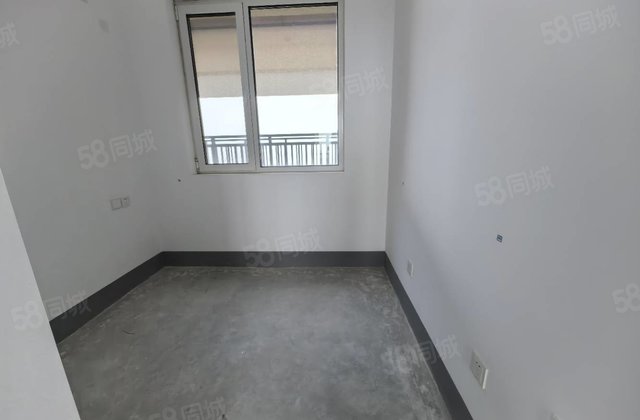 一实验，奥森，清风和炉三室两卫，带车储免大税动静分区，