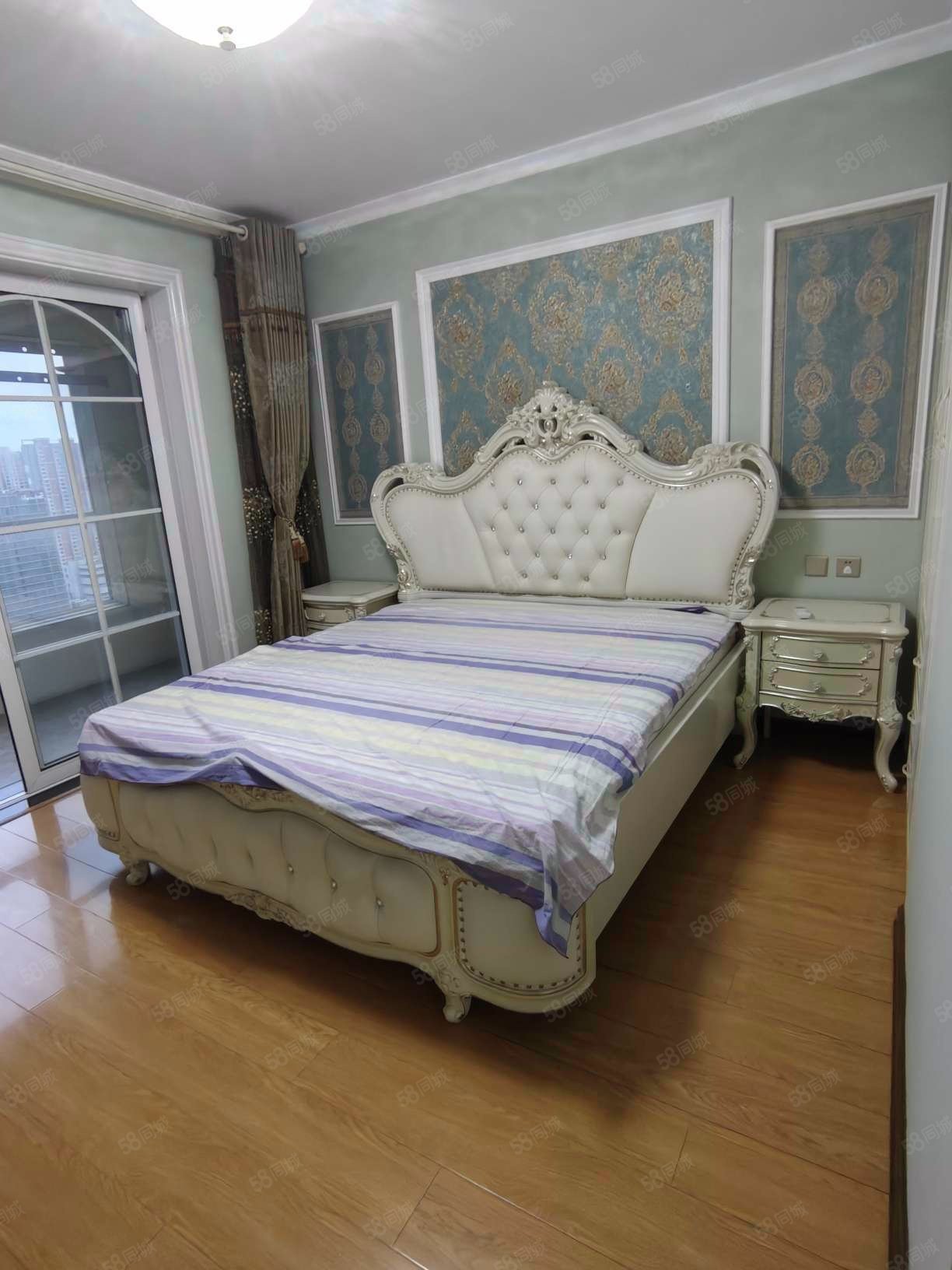 国宾中央区(一期)3室2厅2卫124.49㎡南北215万