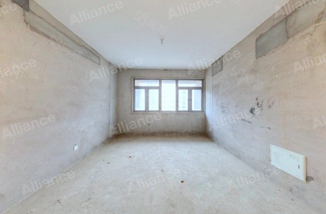 八方小区(C区)3室2厅127.51㎡280万二手房图片