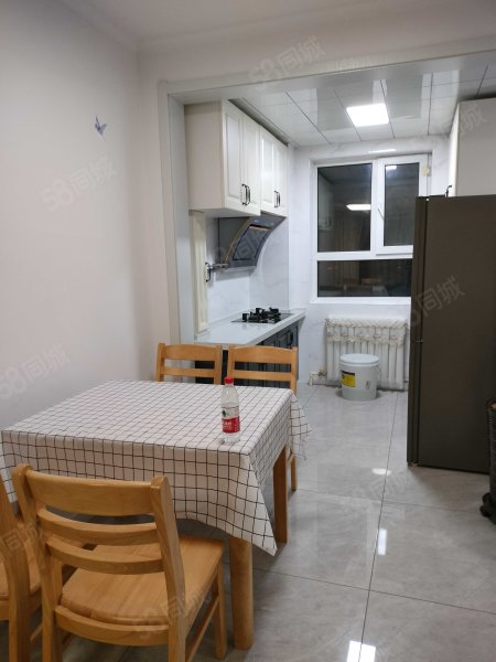 东方红龙建小区3室1厅1卫104㎡南北49.8万