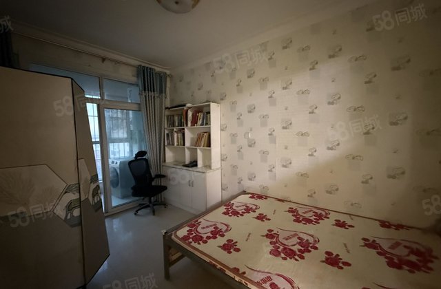 齐鲁君悦华庭 3房 周边配套完善