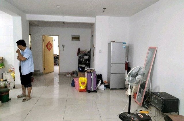 水岸新城，带车库，西边户，看房子都方便，急售