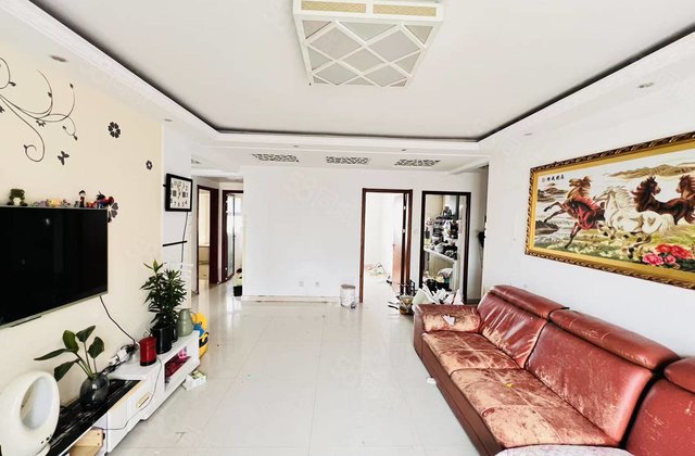 东昌 实验 阳光逸墅 小高层 三室两厅双卫 好楼层 清水湾