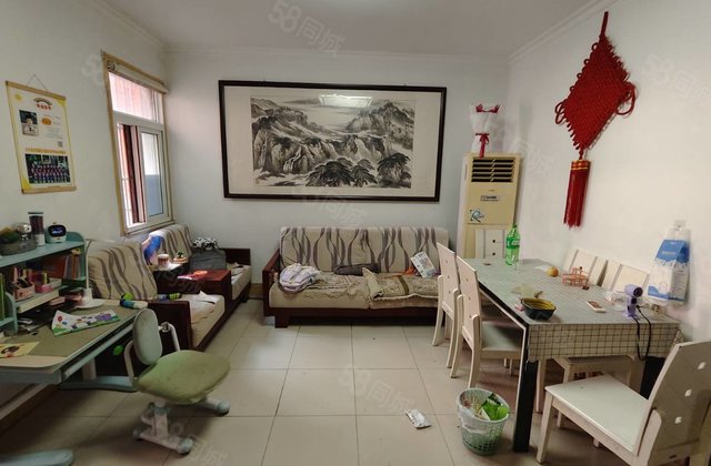 东昌本部 一楼带院 小三室 停车方便 随时看房