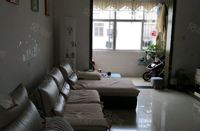 健康园小区5室3厅130㎡90万二手房图片
