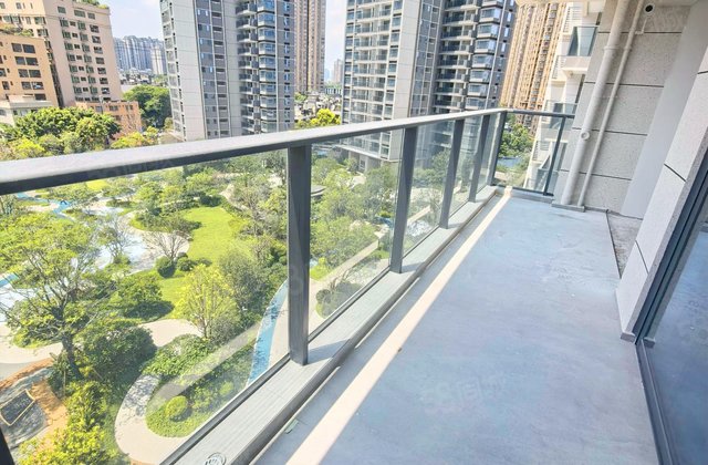 保利和著4室2厅129㎡228万二手房图片