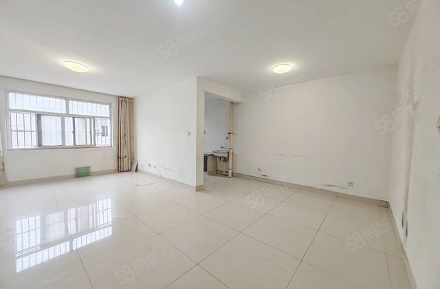 市中心5萬入住光岳花园  巡防大队家属院 地暖 6千多 带储