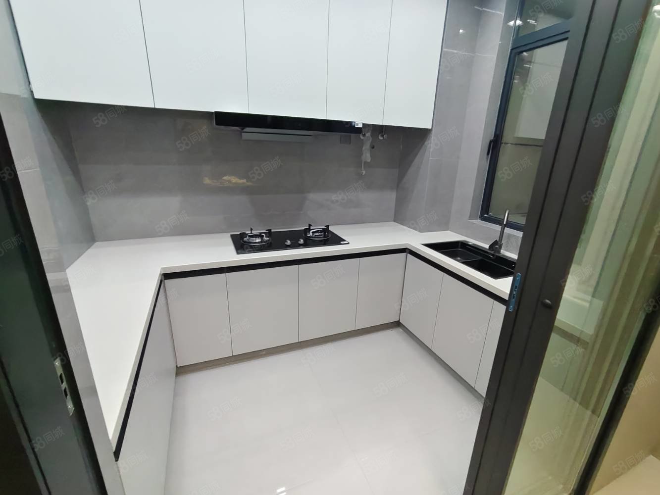 创维瑜园4室2厅2卫138㎡南北69.8万