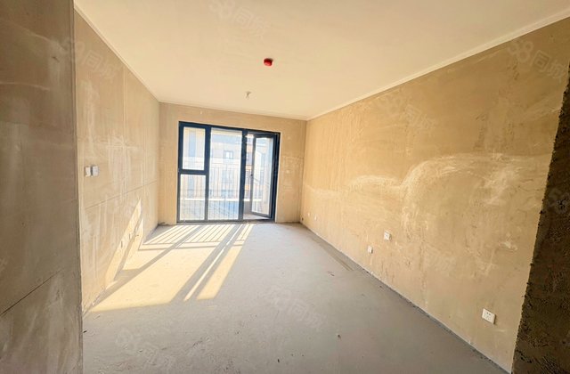 华侨城欢乐莲泉3室1厅89㎡35万二手房图片