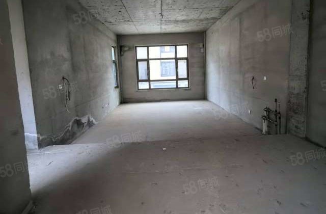 满二 6室2厅 盛世天湖 500平 南北通透 诚心出售