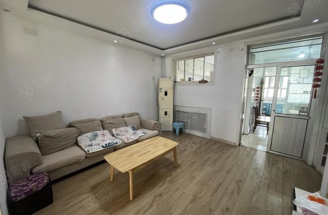 文轩 外国语 一中 电业局4院 精装3室 多层3楼 停车方便