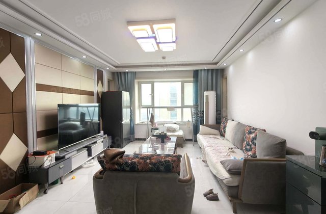 东文轩！华建一街区，九州国际，三室边户，送车储，南北透通