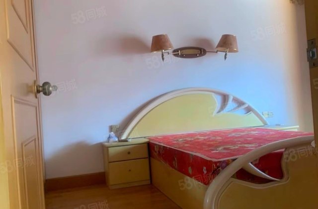 金和小区3室2厅150㎡82万二手房图片