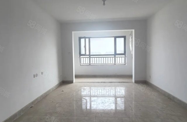 ：徒骇河莲湖新城三室新房未住带车位免大税