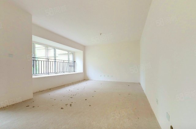 天悦龙栖台3室2厅117㎡98.8万二手房图片