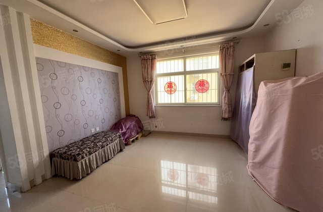 馨苑小区 七中对过 三室边户 全明户型  有钥匙随时看房