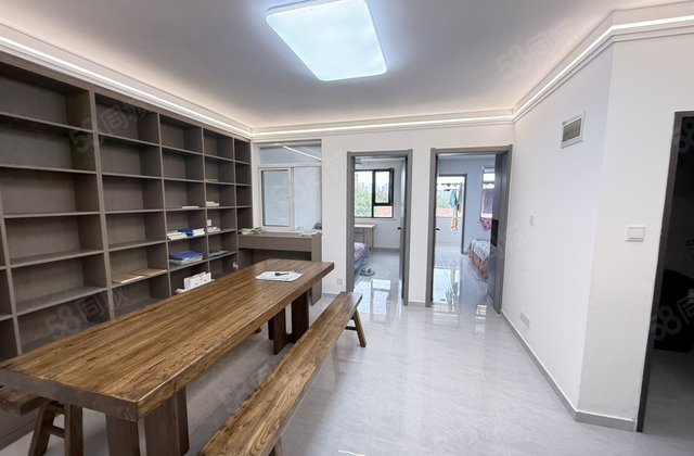 文轩 东关 区医院家属院 中层 三室两厅 免大税急售可按揭