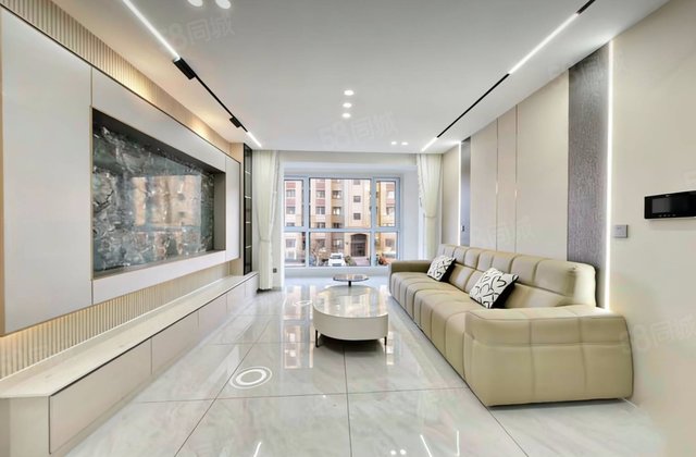 聚美东湾2室2厅73.3㎡67.8万二手房图片