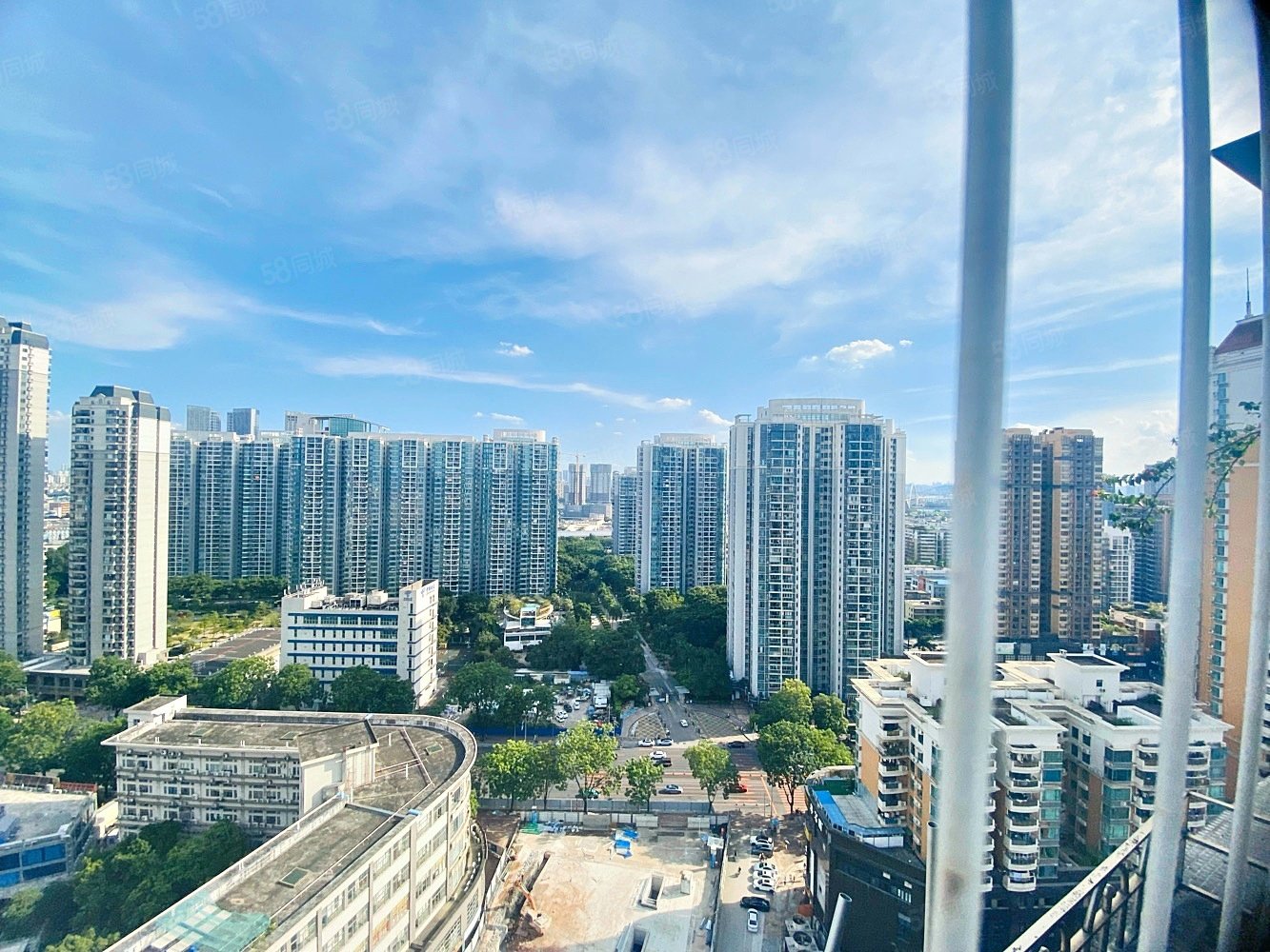 【10图】海珠区金碧花园102平仅460万拿下东南的高层采光通风不错,第