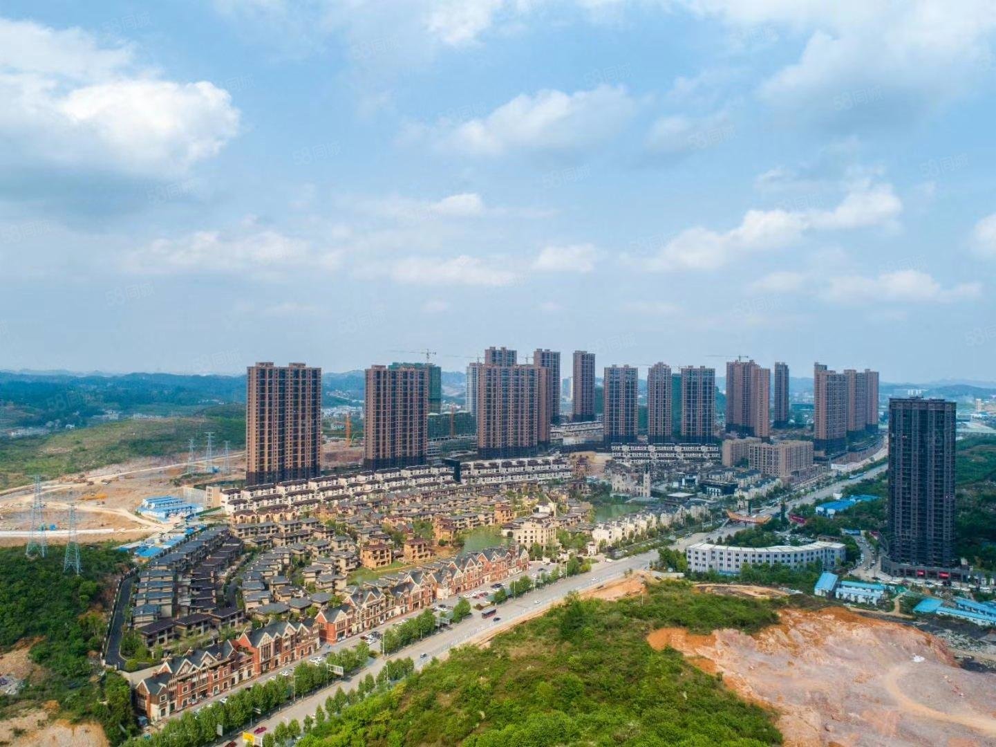 清镇市金清大道广大城129平60万毛坯急售产权在手