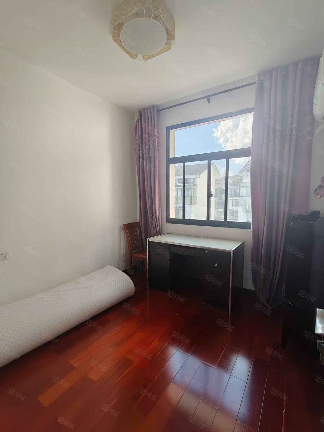 宜教花苑6室2厅4卫123㎡南北168万