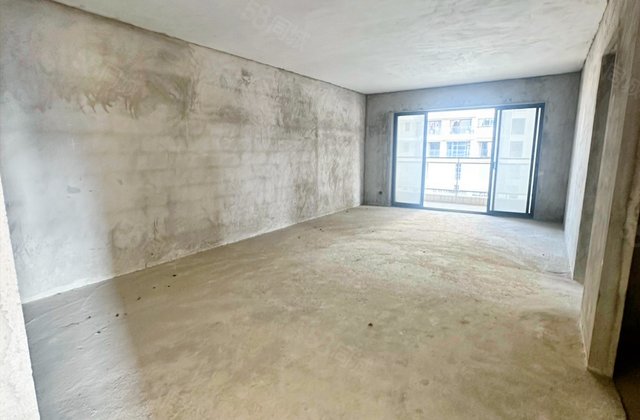 港隆花园5室2厅139.83㎡135万二手房图片