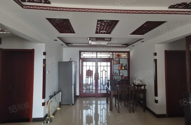 星美高层东户，户型方正，送储藏室，满五