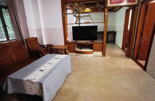 江东花园3室2厅102㎡42.8万二手房图片