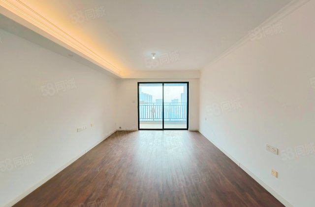 万科魅力之城4室2厅118.6㎡115万二手房图片