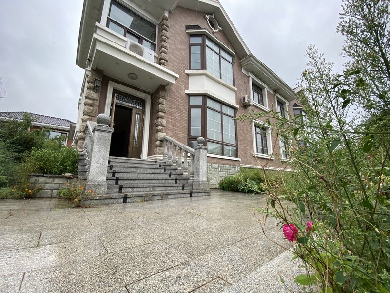 【14图】独栋 欧华别墅 850万 精装修 带800平院子,莘英路-鞍山58同城