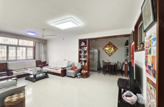 急售 市中心 公园附近 育新家园 多层2楼 院内停车方便