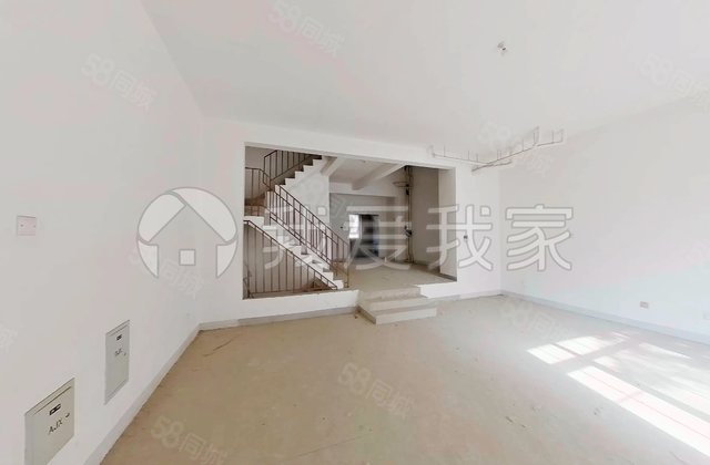 金科帕提歐(別墅)8室3廳5衛(wèi)339.65㎡南北690萬