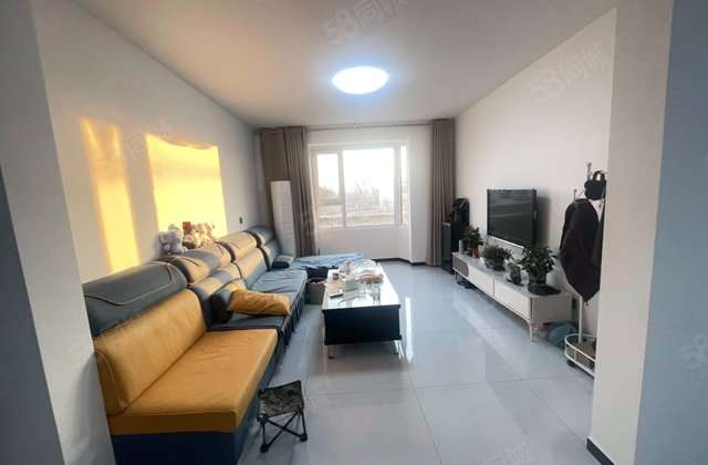 锦绣城(满城)3室2厅116㎡89万二手房图片